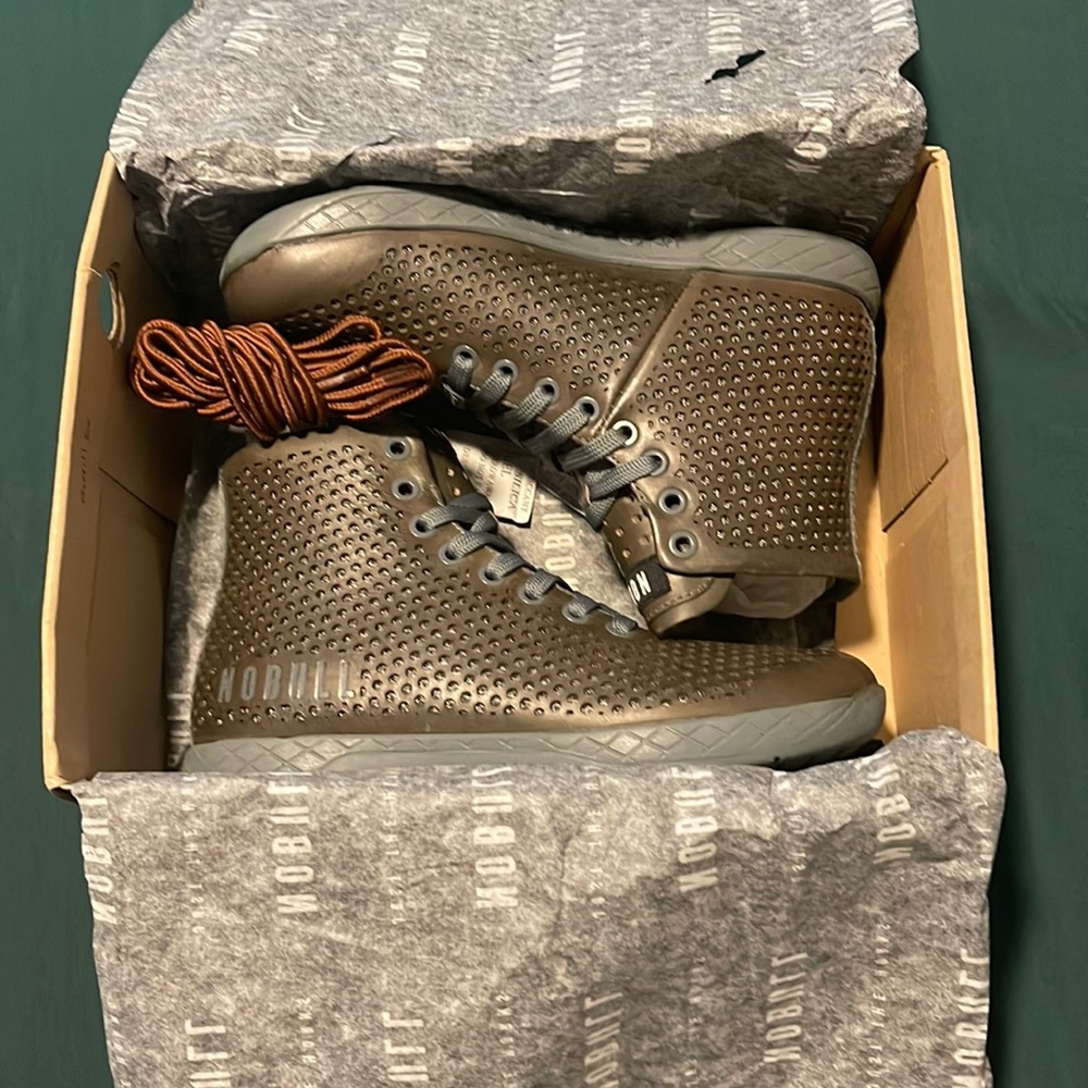 HIGH-TOP NORDIC GREY LEATHER TRAINER (WOMEN'S)